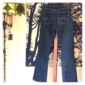Levi Denizen jeans, size 6